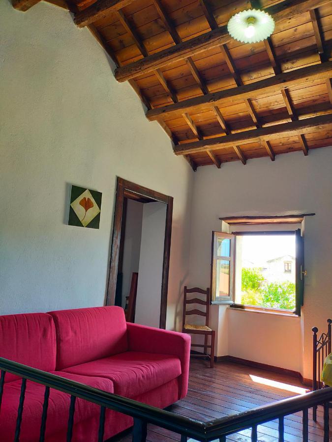 Апартаменти Domus De Jara - Casa Montis Baradili Екстер'єр фото