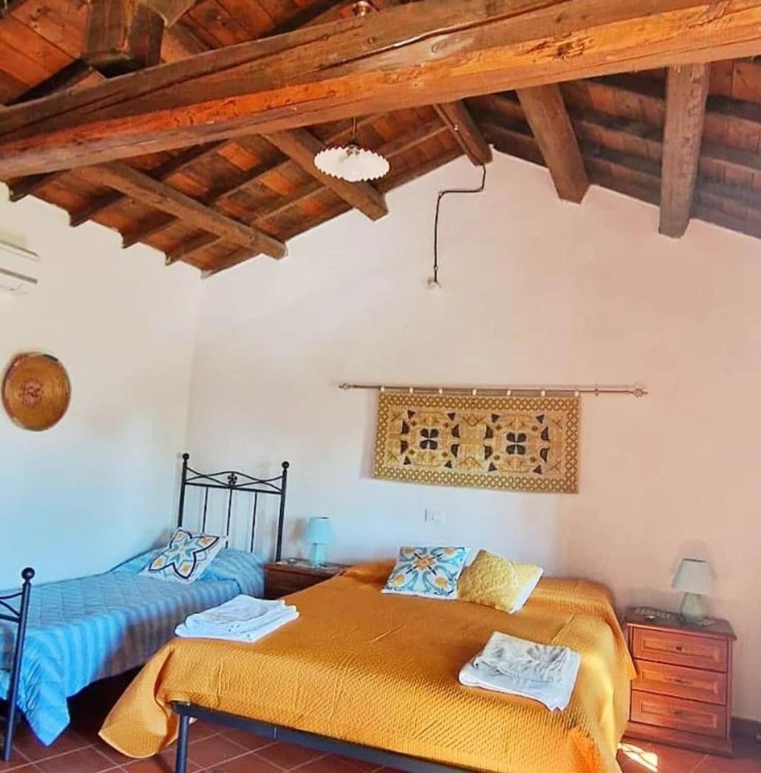 Апартаменти Domus De Jara - Casa Montis Baradili Екстер'єр фото